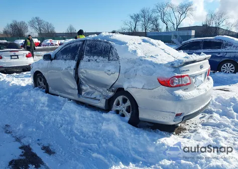 2012 Toyota Corolla S z USA, uszkodzony, nr VIN 2T1BU4EE9CC876035
